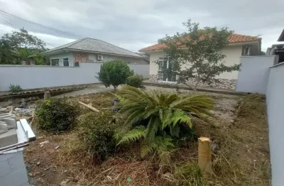Casa 2 dorm./ter. 360 m²( 12x30)/2 vagas cobertas- forquilhas- são josé- sc