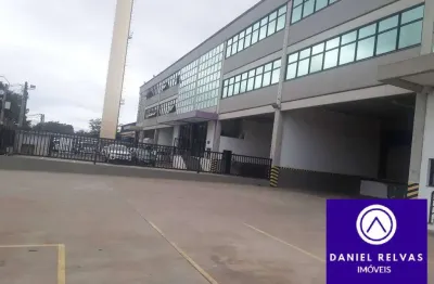 Barracão / Galpão / Depósito com 4 salas para alugar na Alameda Rio Preto, Tamboré, Barueri