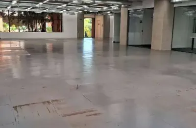 Conjunto comercial com 270 m² para locação no green valley , alphaville