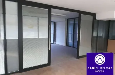 Sala comercial  com 160 m² para locação em alphaville