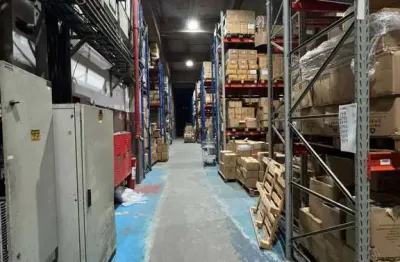 Barracão / Galpão / Depósito com 10 salas para alugar na Avenida Juruá, Alphaville Centro Industrial e Empresarial/Alphaville., Barueri