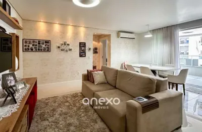 Viva com estilo e conforto: apartamento de 2 suítes com localização privilegiada!