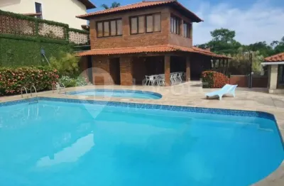 Linda casa em condomínio residencial disponível para locação ou venda!