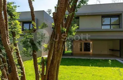 Casa de condomínio de alto padrão com vista para hípica santo amaro.