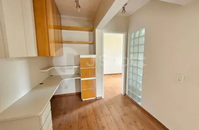 Belo apartamento para venda ou locação vila alexandria com depósito privativo na garagem.