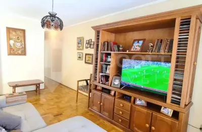 Belíssimo sobrado a venda reformado com 3 dormitórios sendo 1 suíte - cupecê!