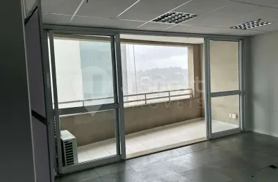 Casa comercial para alugar na Rua Verbo Divino, 2001, Chácara Santo Antônio, São Paulo
