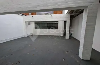 Sobrado comercial totalmente reformado, pronto para receber o seu negócio!