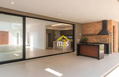 Casa à venda com 5 suítes (1 suíte de serviço), 480m² e 5 vagas, por r$ 4.355.000,00  em alphaville – santana de parnaíba/sp