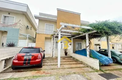 Casa em condomínio granja viana com 3 quartos, 1 suíte, 2 vagas, 135m² a venda por 810.000,00