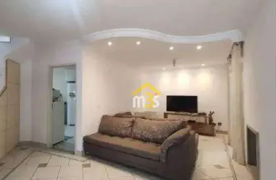 Excelente casa no jd. ester, com 3 quartos, closed,  com 139m² , 2 vagas por $850.000,00