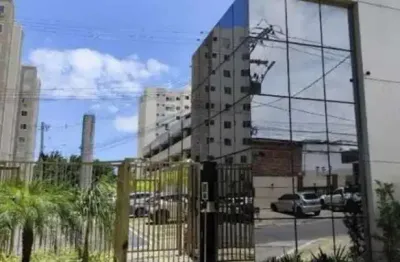 Apartamento com 2 quartos para alugar na rua ministro antônio carlos magalhães, buraquinho, lauro de freitas, 48 m2 por r$ 2.500