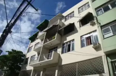 Excelente apartamento à venda na Pituba – 02 Quartos + Dependência completa