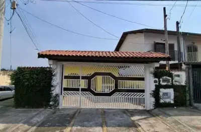 Casa com 3 quartos para alugar no Santana, Pindamonhangaba 