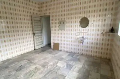 Casa com 6 quartos para alugar no Centro, Pindamonhangaba 