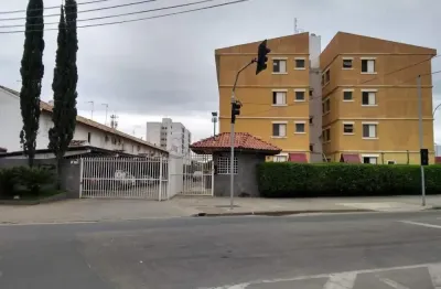 Condomínio parque dos pássaros, 3 dormitórios, pertinho do centro.