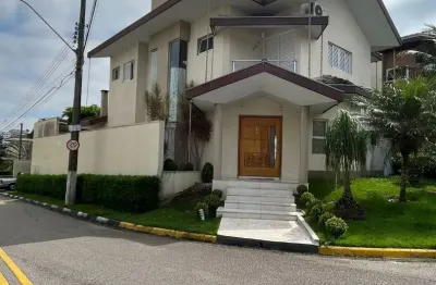 Lindo sobrado no condomínio de alto padrão residencial villa branca 1.