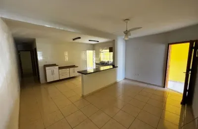 Casa  no bairro residencial parque dos sinos. ao lado de vias de acesso para dutra, próximo de escolas, supermercados e a menos de 5 minutos do centro da cidade;