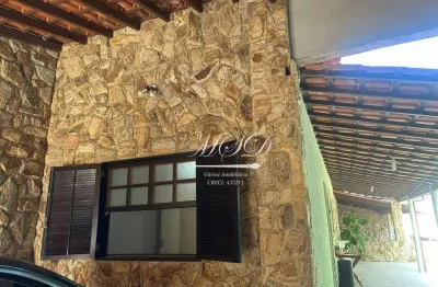 Casa com 2 dormitórios à venda, 122 m² por R$ 365.000,00 - Bandeira Branca - Jacareí/SP
