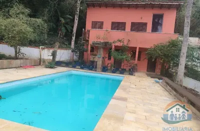 Excelente sobrado para venda no condomínio em guaecá são sebastião!