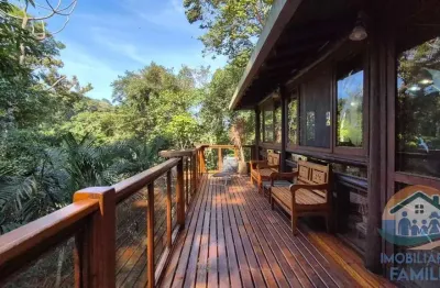 Incrível imóvel para venda no condomínio portal do carmo na praia em guaecá!