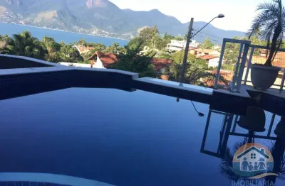 Excelente oportunidade imóvel para venda com uma vista linda para o mar!