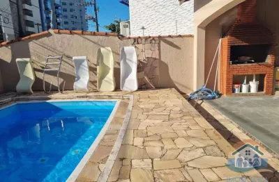Excelente imóvel próximo ao mar localizado no bairro prainha em caraguatatuba!!