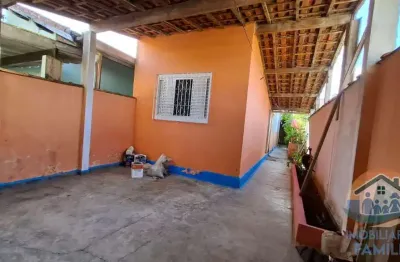 Excelente imóvel à venda localizado no bairro poiares em caraguaguatatuba!!