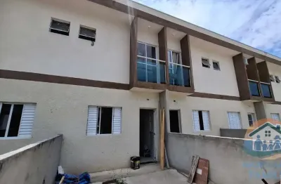 Excelente oportunidade de sobrado localizado há 200 metros da praia no bairro massaguaçu em caraguatatuba!