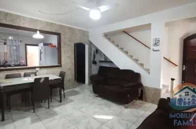 Excelente oportunidade de sobrado localizado no bairro prainha em caraguatatuba!!