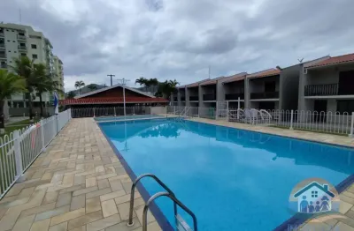 Excelente sobrado em condomínio com lazer completo localizado no bairro martim de sá!