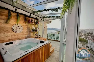 Maravilhosa cobertura duplex com vista mar localizada no centro de caraguatatuba-sp!