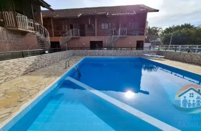 Incrível imóvel em condomínio com lazer localizado há 50 metros da praia no bairro prainha em caraguatatuba-sp!