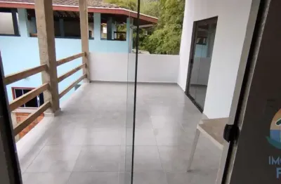 Incrível oportunidade duas casas no mesmo terreno localizado no bairro canta galo em caraguatatuba-sp!