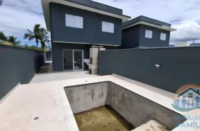 Incrível sobrado com piscina localizado no bairro balneário dos golfinhos em caraguatatuba-sp!