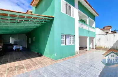 Excelente sobrado situado próximo á praia no bairro martim de sá em caraguatatuba-sp!