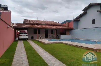 Excelente imóvel com piscina situado no condomínio mar verde i em caraguatatuba-sp!!