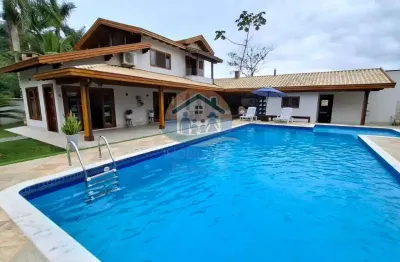 Excelente imóvel mobiliado e decorado situado no condomínio mar verde i em caraguatatuba-sp!!