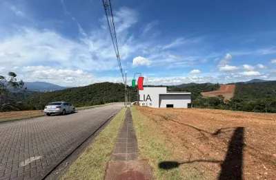 Lindo terreno no condominio reserva club proximo ao hospital.