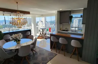 Apartamento com 3 quartos para alugar na Rua João Bauer, Centro I, Brusque