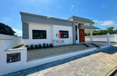 Linda casa nova em guabiruba sul com 3 quartos sendo uma suite.