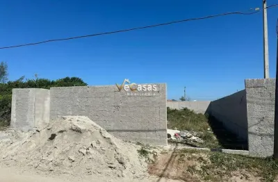 Um terreno de 480m² na última quadra da praia é uma oportunidade incrível!