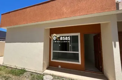 Casa linear 3 quartos com suíte em condomínio amplo quintal