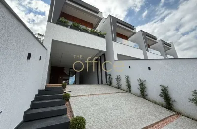 Sobrado de luxo na glória: 3 quartos, 3 suítes, 2 salas, 3 banheiros, 3 vagas - joinville-sc - 166,65 m² - jacuzzi inclusa