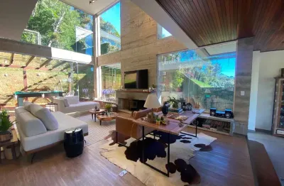 Sobrado com 3 suítes à venda, 623 m² - são marcos - joinville/sc