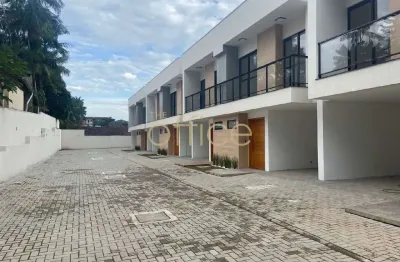Casa em condomínio fechado com 3 quartos à venda no Glória, Joinville 
