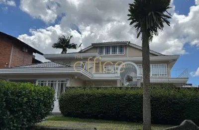 Sobrado em condomínio, e localização privilegiada no bairro glória