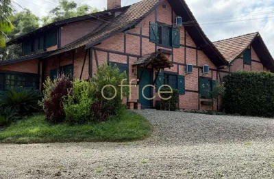 Chácara a 13 km do centro de joinville com  285.702  m² .