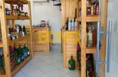 Casa comercial à venda no sagrada família, caxias do sul , 53 m2 por r$ 280.000