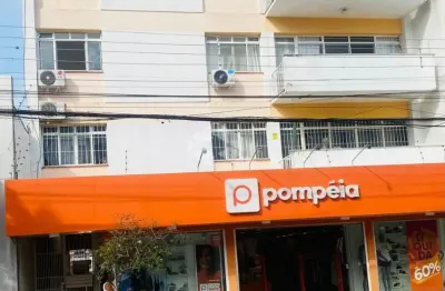 Apartamento a venda com 03 dormitórios no centro de Santa Maria-RS